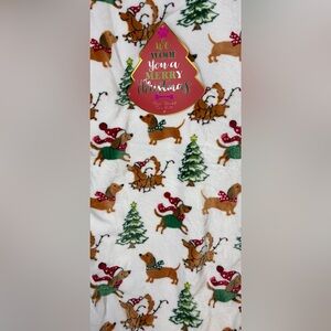 Crest Holiday Dachshund Twin Size Blanket